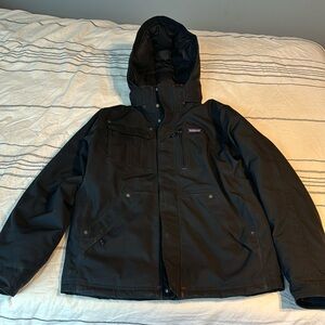 Patagonia Heavy Winter Coat - size Medium black